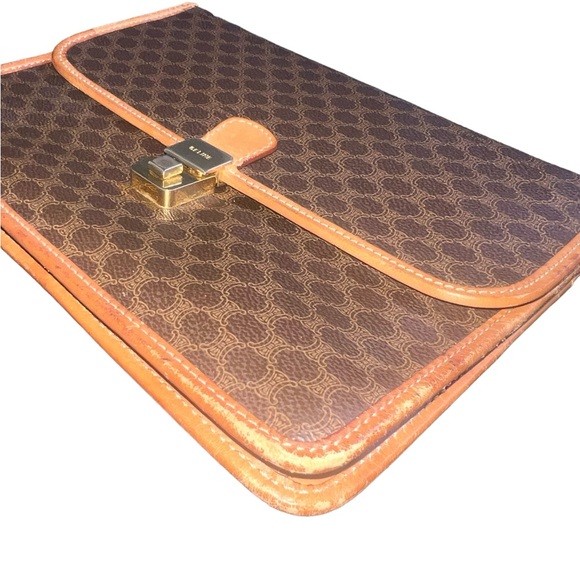 {Vintage Céline Triomphe Macadam Clutch Wristlet Bag Brown with Tan Leather Trim - Picture 2 of 13